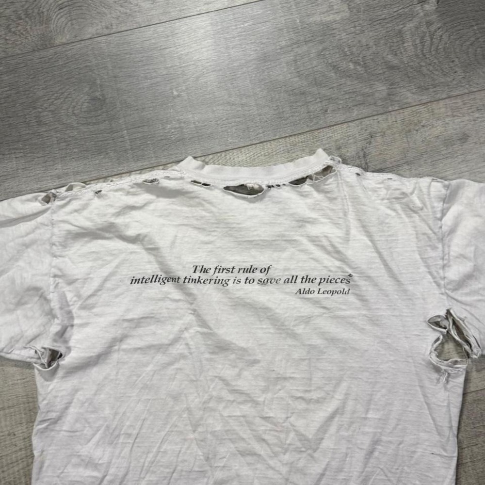 Vintage 90s distressed rare art aquatic fish box logo thrashed T-shirt Size XL - Picture 7 of 7
